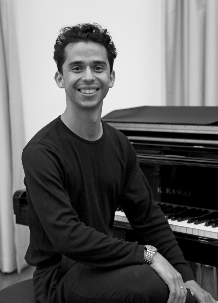 Der neue Chorleiter der Capella Vocale, Cristian Ramirez